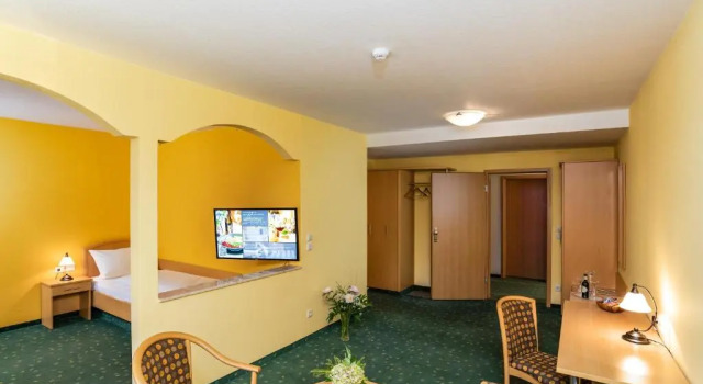 Одноместный номер Standard Hotel Am Kurhaus mit erstem Ayurveda Center Sachsens - direkt am Gesundheitsbad ACTINON & Kurpark