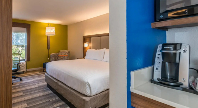 Двухместный номер Standard Holiday Inn Express Hotel & Suites Jacksonville-South by IHG
