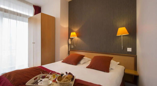 Двухместный номер Standard Hotel Des Lices, Rennes Centre
