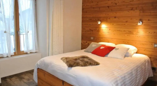 Maison 7 Pieces 12 Personnes Centre Station Proche Pistes 79925, Prenota Appartamento Hotel a Alvernia con parcheggio, Parcheggio