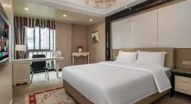 Люкс Chengdu Boya Mingren Hotel (Fengxihe Subway Station, Wenjiang University Town)