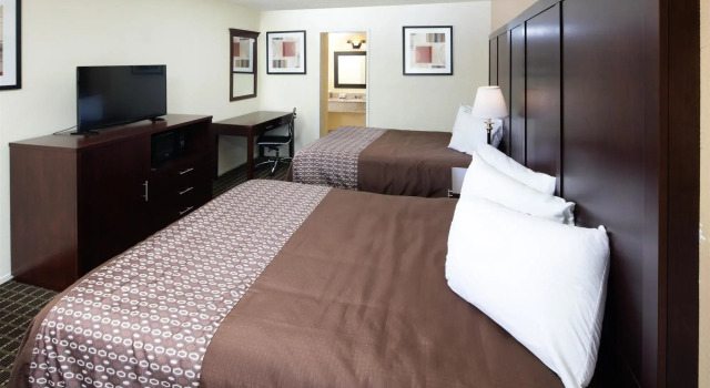 GuestPlace Inn & Suites