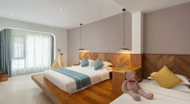 Семейный люкс Anji Qingwei Wild Luxury Land Famliy Parent-child Holiday Homestay