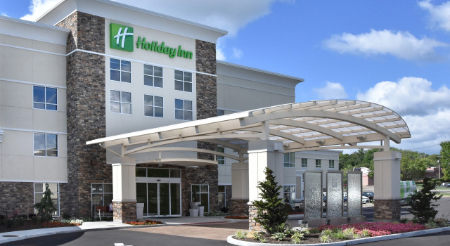 Holiday Inn Canton (Belden Village) by IHG, Забронировать Отель Отели Кантона 3 звезды, рядом с Развлекательный центр Норт-Кантона, 3*
