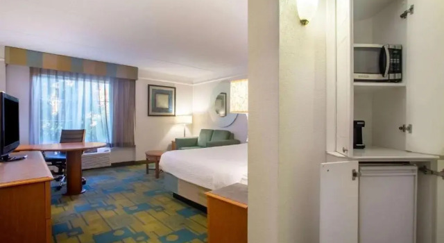 Двухместный номер Executive La Quinta by Wyndham Charlotte Airport South