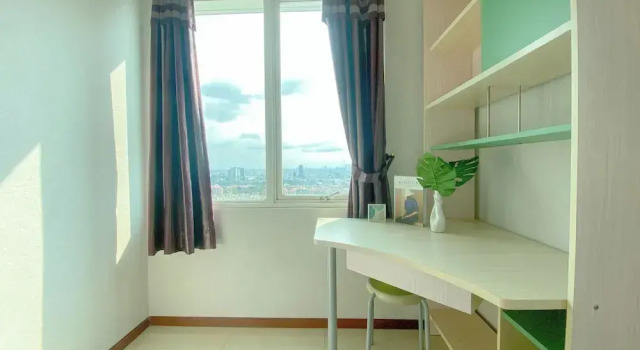 Spacious And Good 3Br At Thamrin Residence Apartment, Book Apartment Jakarta Jakarta Province
