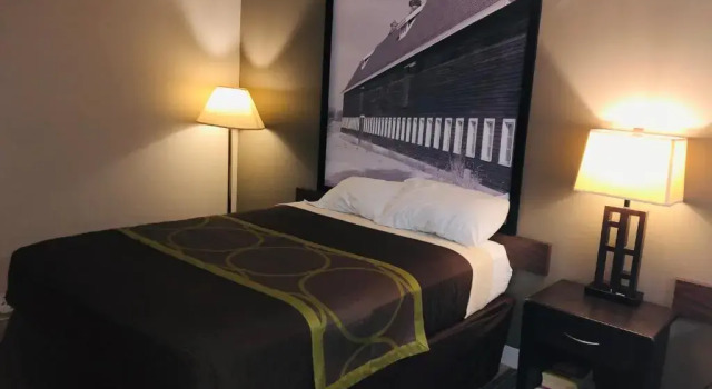 Номер Standard The Inn & Suites SW Omaha