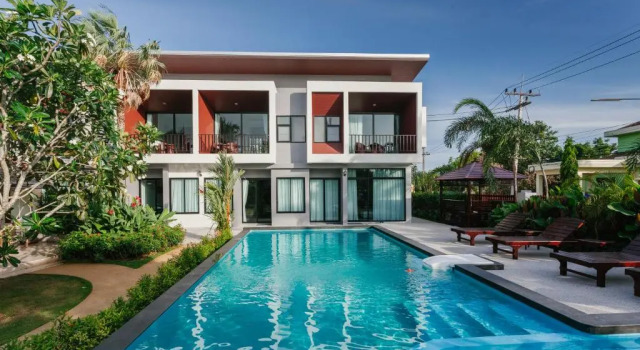 Двухместный номер Deluxe с видом на бассейн Nitchanan Villa