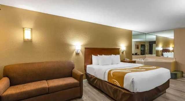 Suite Quality Inn Quincy - Tallahassee West