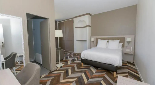 Двухместный номер Superior Logis HOTEL DU PARC