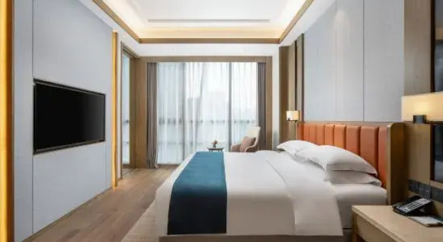 Люкс Executive Shouyang Luhu Hotel (Guiyang North Railway Station, Convention and Exhibition Center)