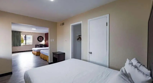Семейный номер Standard Super 8 by Wyndham Williams West Route 66 - Grand Canyon Area