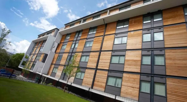 Modern 1kb, 1DB Apt - Salford Quays, Забронировать Отель Бизнес-отели Англии, 4* 5*
