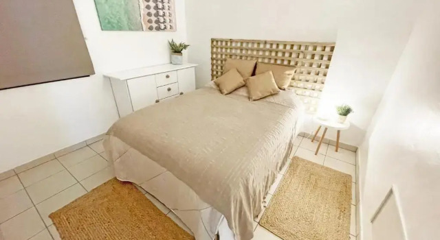 Beachfront Oura - 100m Beach, Seaview, Garage, 300m Strip, Boek Hotel Oura Albufeira