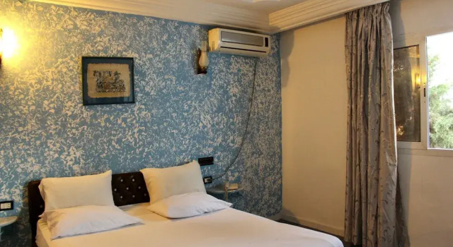 Номер Comfort Hotel DONIA