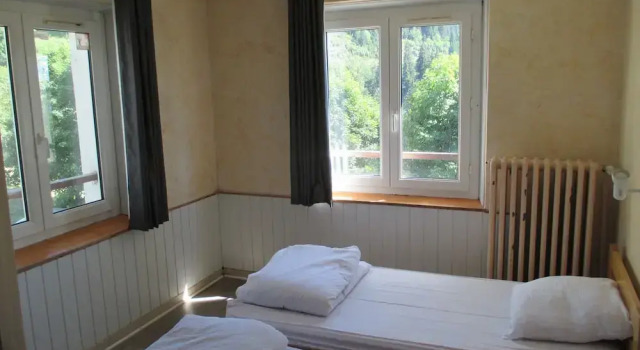 Двухместный номер Standard Auberge de Jeunesse HI Chamrousse