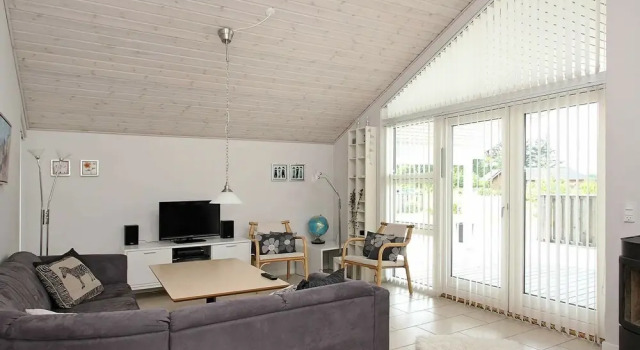 Spacious Holiday Home in Brovst With Swimming Pool, Rezervovat Hotel Brovst 