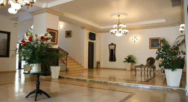 Richmond Hotel, Đặt Khách sạn Khách sạn trọn gói ở Constanta, All Inclusive