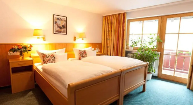 Апартаменты Familien- und Wellnesshotel "Viktoria"