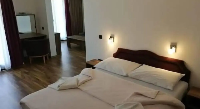 Апартаменты Deluxe Hotel Mladost