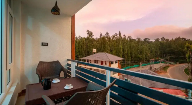Номер Deluxe Treebo Sky Vista Suites with Hill View