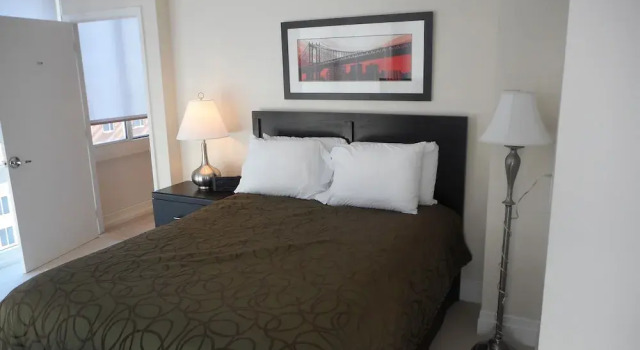 Апартаменты Premier Weichert Suites at Foggy Bottom