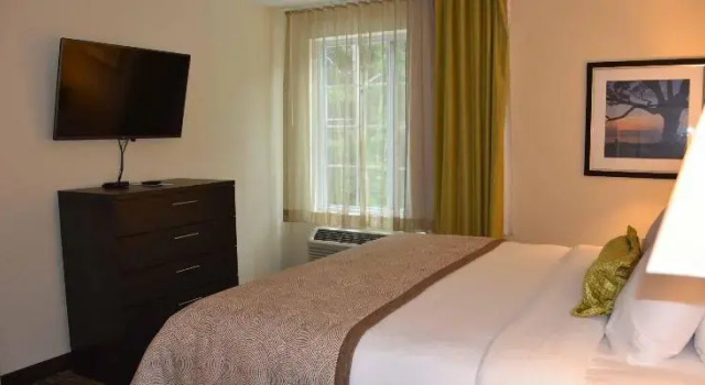 Номер Standard Candlewood Suites Pearl by IHG