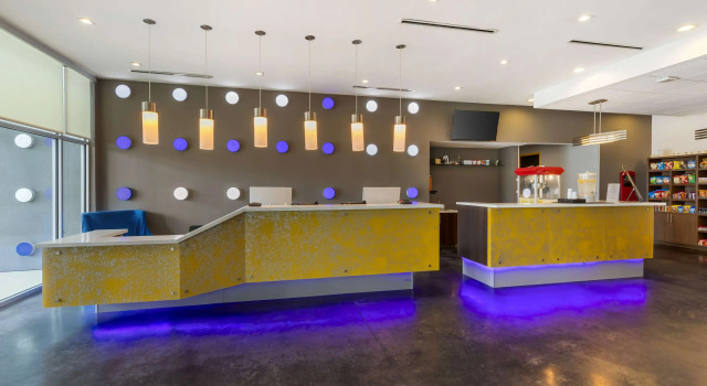 GLō Best Western Dallas South DeSoto