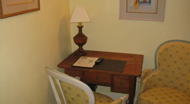Hotellerie de lEsplanade, Reserva ahora Hotel Rians Cadarache