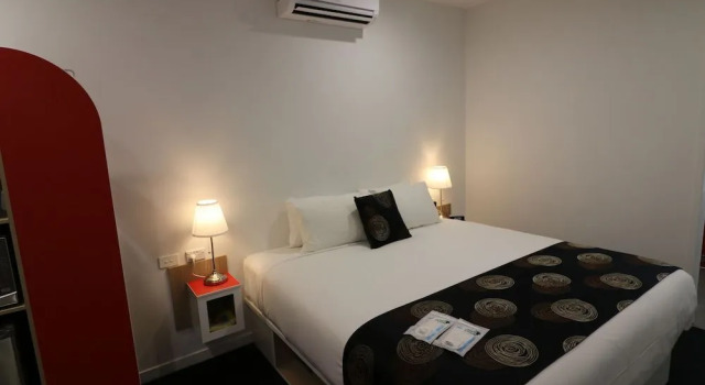 Room Motels Kingaroy, Boek Motel Hotels in Queensland met parkeren, Parkeren
