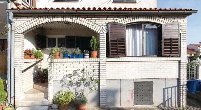 Awesome Home in Rovinj With Wifi and 2 Bedrooms, Забронировать Отель Ровинь Rovinj Riviera, рядом с Пристань для яхт Ровиня