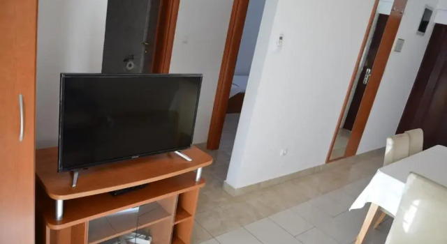 Апартаменты с 2 комнатами с балконом и с видом на море Apartments Pirovcanka