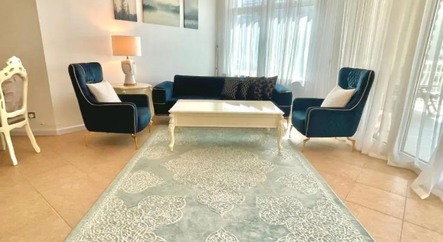 Апартаменты Luxury, Spacious, Beachfront, 3BD Apartment with private beach access!