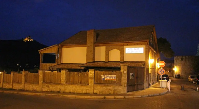 Akido Hotel, Book Hotel Hoteller i Mtskheta med parkering, Parkering