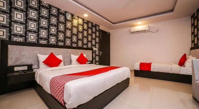 Трёхместный номер Comfort FabHotel Airport Zone Olive