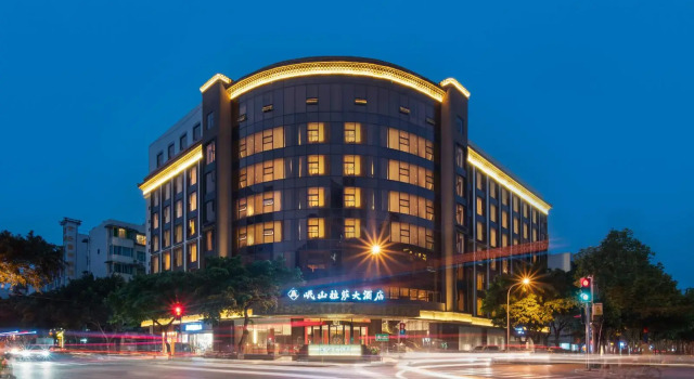 Номер Standard Minshan Lhasa Grand Hotel