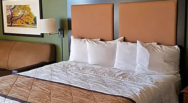 Двухместный люкс c 1 комнатой Studio 6 Extended Stay Milwaukee Brookfield WI