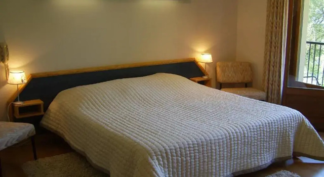 Двухместный номер Standard с балконом Hôtel Les Pavillons du Golf