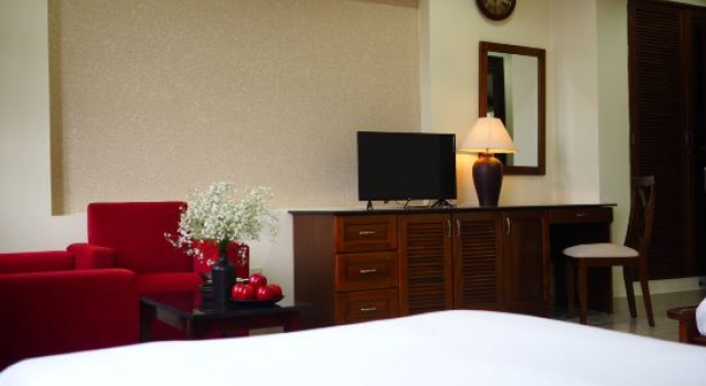 Номер Deluxe Hung Phong Hotel