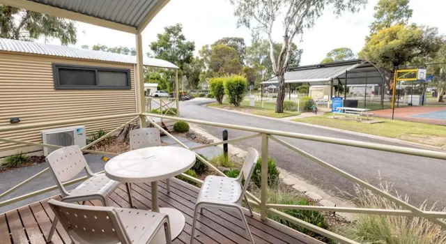 Вилла Superior BIG4 Deniliquin Holiday Park