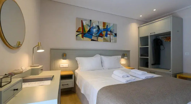 Kannas Mani Luxury Suites, Book Hotel Hotels in Lakonia with a Pool, Swimming Pool