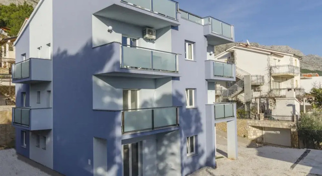 Apartments Lorenzo, Rezerwuj Apartament Hotele w Split-Dalmatia County z parkingiem, Parking