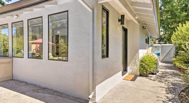 Menlo Park HQ Near Stanford & Intl Soccer Matches, Book Apartment Menlo Park San Mateo County