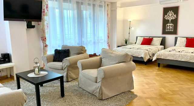 Center Warsaw - Apartmenty Jana Pawła II, Забронировать Апартаменты/квартира Воля Варшава, рядом с Umschlagplatz