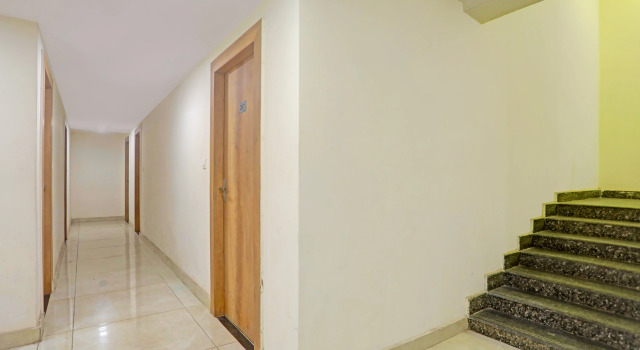 Townhouse Oak City Centre Dhanbad Formerly Hotel Kuber Inn, Boek Hotel Dhanbad Jharkhand