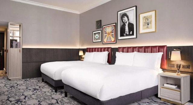 Четырёхместный номер Nelson The Trafalgar St James London Curio Collection by Hilton