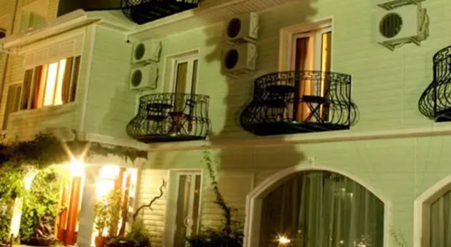 Kismet Hotel