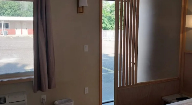 Одноместный номер Deluxe Greenview Inn Riverhead