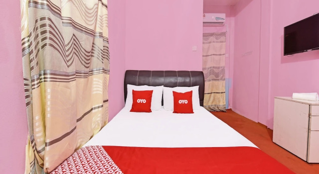 Номер Deluxe OYO 90664 Rabi Hotel