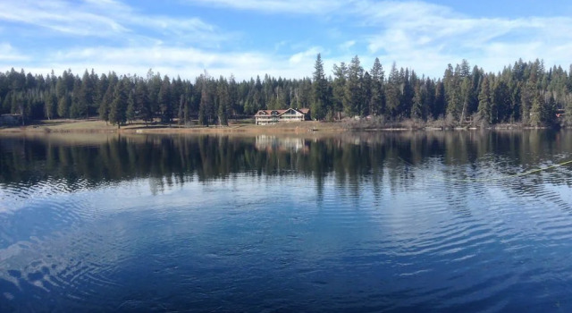 Tyee Lake Lodge, Buchen Sie Hotel Soda Creek British Columbia